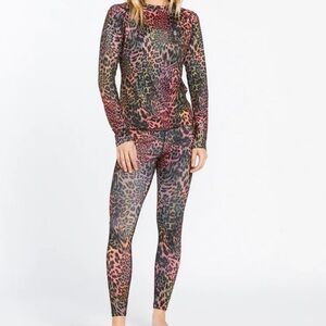 Volcom Acid-Leopard Print Thermal Set